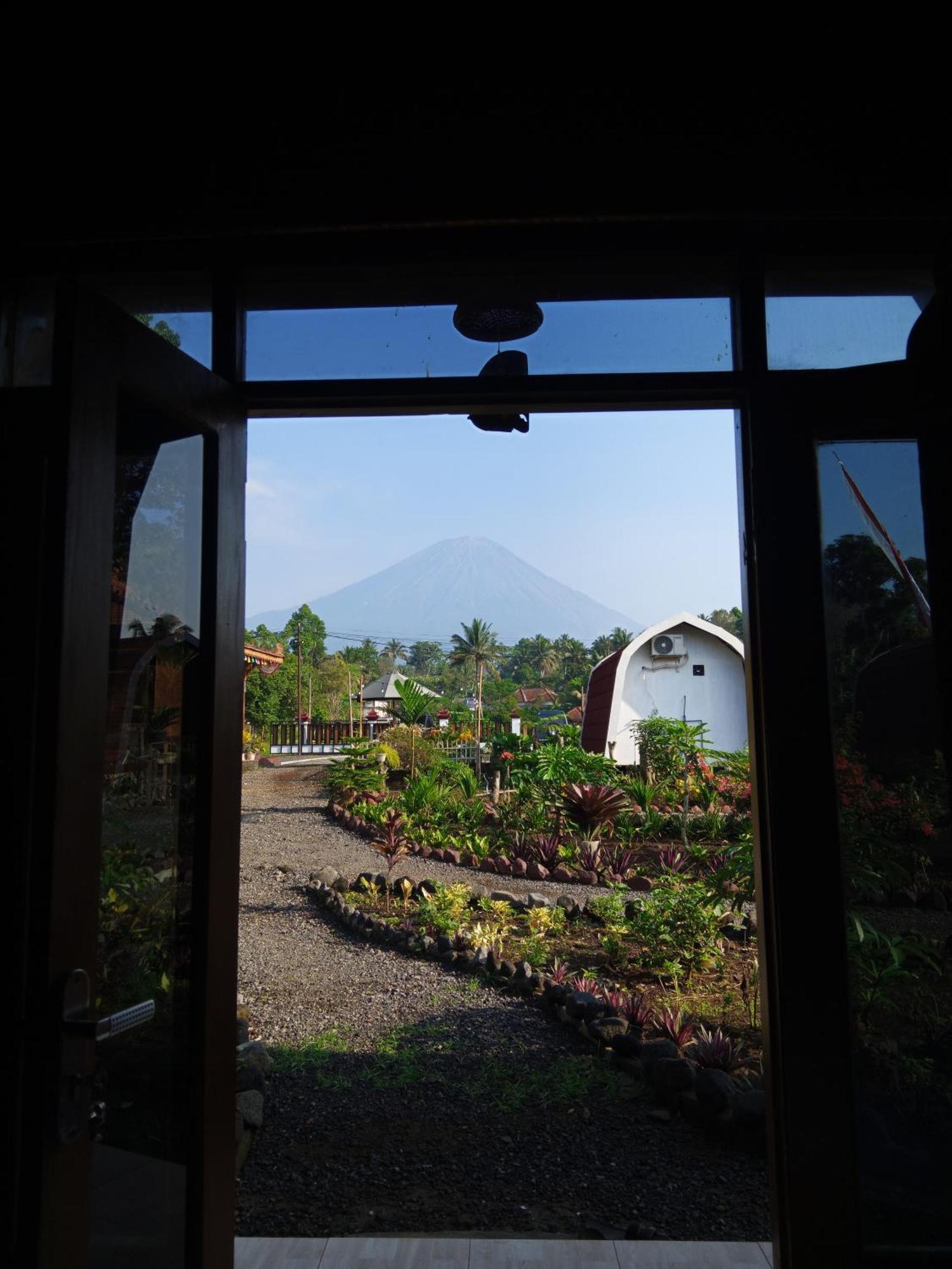 Indah Damai Cottages Sidomukti ภายนอก รูปภาพ