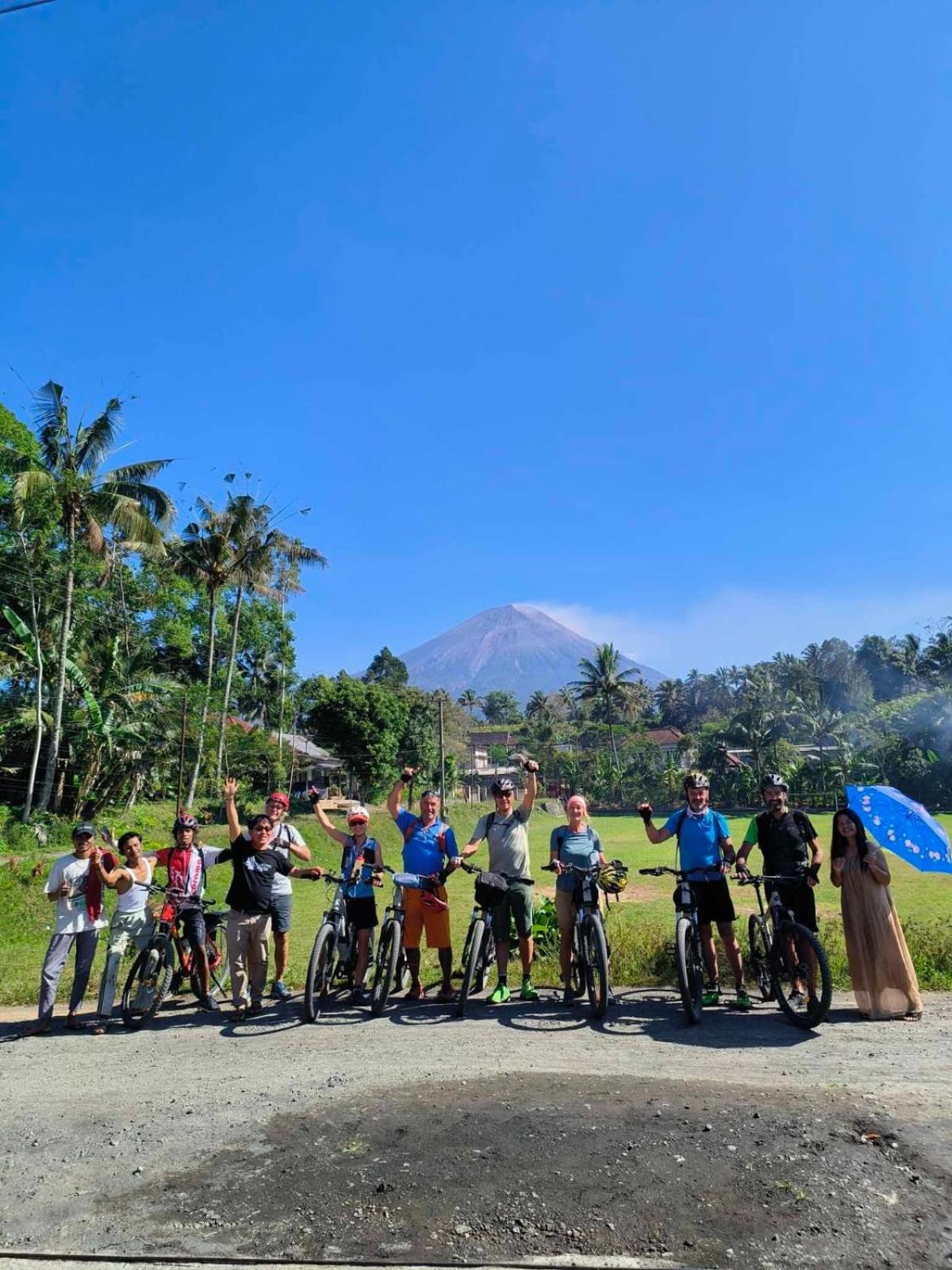 Indah Damai Cottages Sidomukti ภายนอก รูปภาพ