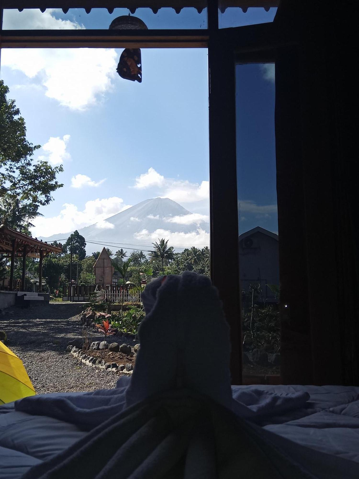 Indah Damai Cottages Sidomukti ภายนอก รูปภาพ