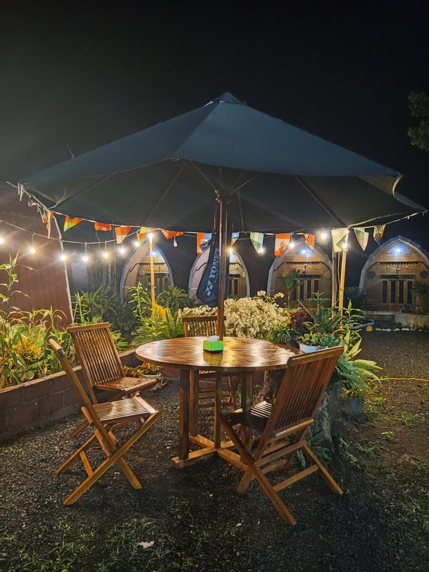 Indah Damai Cottages Sidomukti ภายนอก รูปภาพ