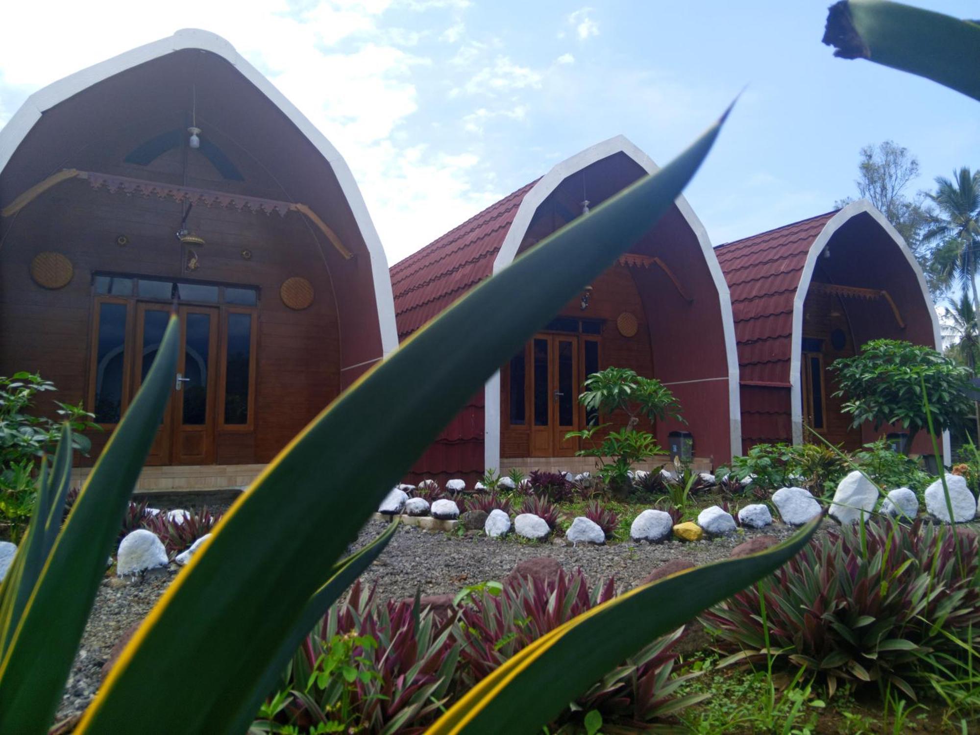 Indah Damai Cottages Sidomukti ภายนอก รูปภาพ