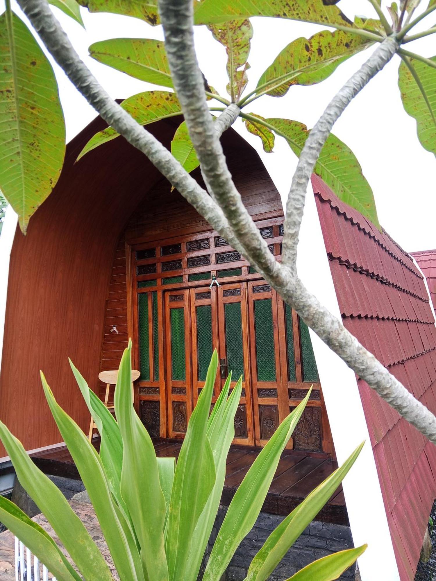 Indah Damai Cottages Sidomukti ภายนอก รูปภาพ
